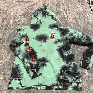 Sweatshirt with front pocket